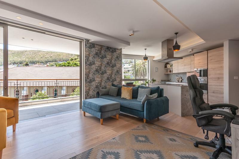 1 Bedroom Property for Sale in Sea Point Western Cape
